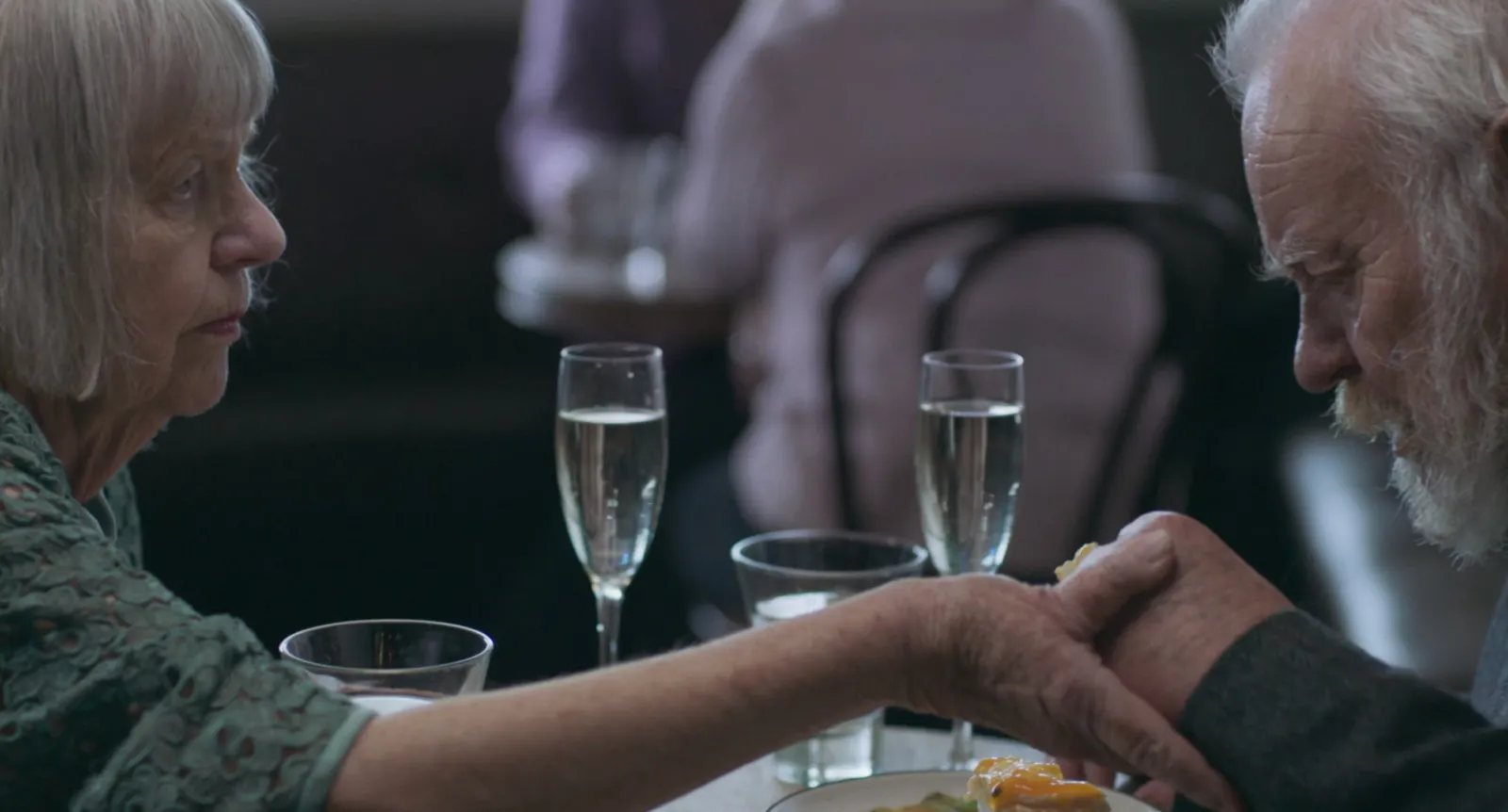 Stella Stella helps Stanley eat