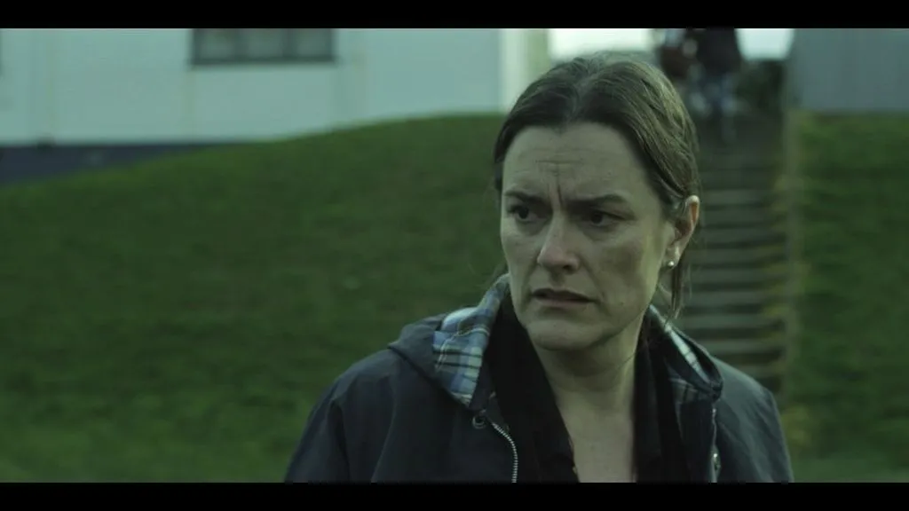 Cub20 Still20 Mother202