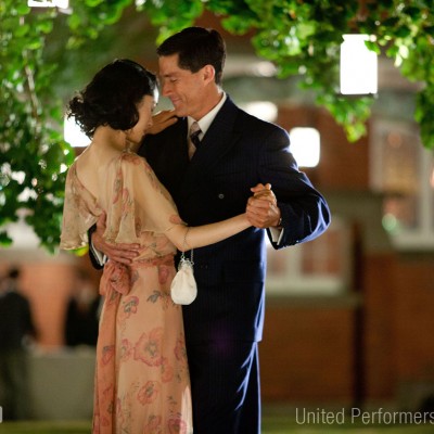 Matthew Fox and Eriko Hatsune as General Bonner Fellers and Aya Shimada