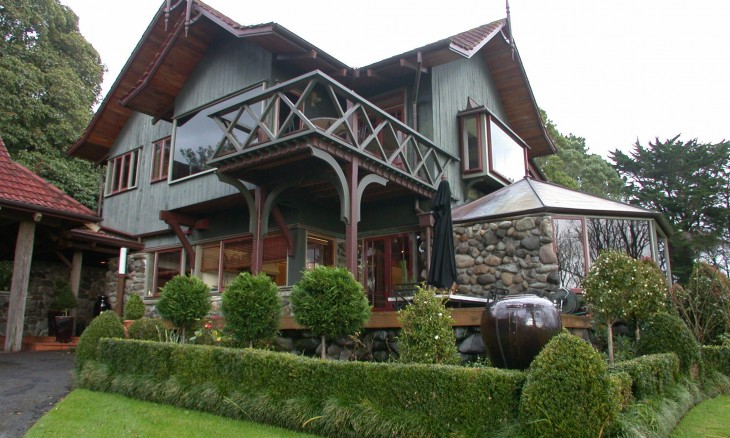 Farmhouse, Taranaki, North Island