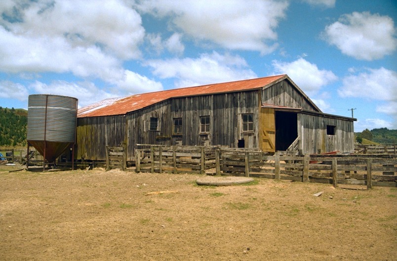 Barn near Taumaranui, Manawatu-Wanganui, North Island