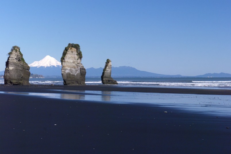 Three Sisters & Mt Taranaki, Taranaki, North Island
