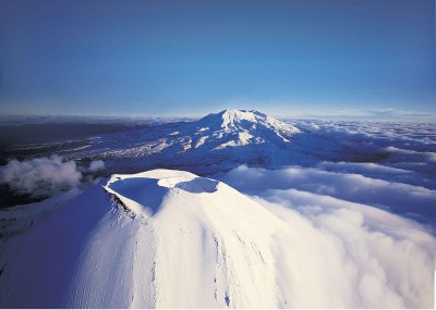 Mt Ngauruhoe & Mt Ruapehu, Central Plateau, North Island
