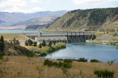 Waitaki Dam, Lake Aviemore, Otago South Island